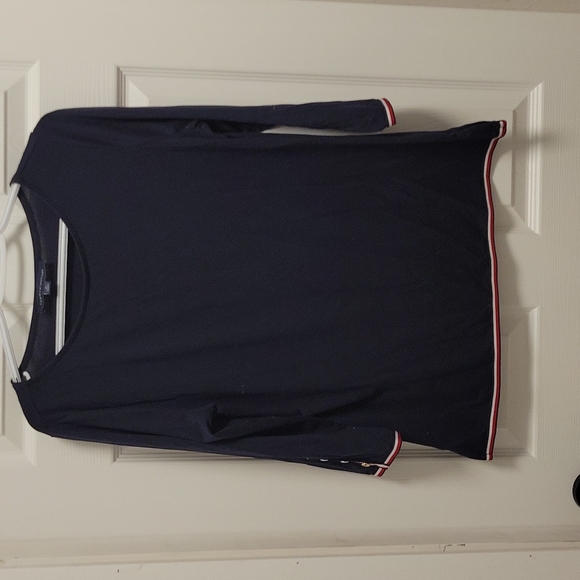 Tommy Hilfinger shirt - Picture 3 of 4